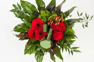 boeket rode bloemen klein - afbeelding 1