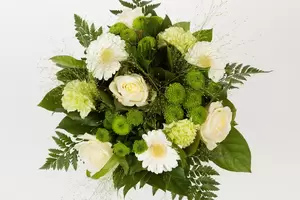 Boeket witte bloemen klein